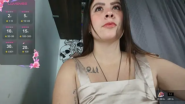 ImSophieFox online show from July 24, 2026, 2:42 am