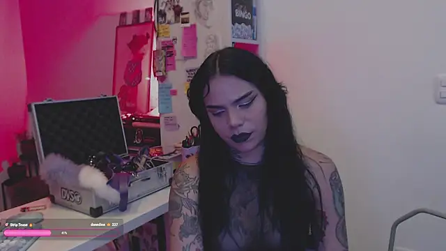 aleksanoir online show from June 8, 2026, 11:16 pm