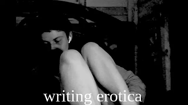 nyxofempusa online show from June 21, 2026, 9:39 pm