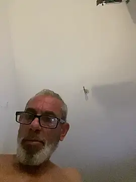 crisfootlicker online show from August 4, 2026, 1:53 am