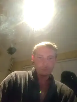 piercingpik online show from April 30, 2026, 8:57 pm