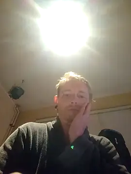 piercingpik online show from May 16, 2026, 7:56 pm