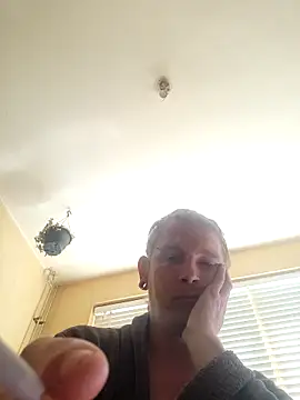 piercingpik online show from May 22, 2026, 9:04 am