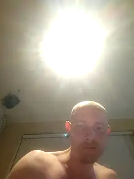 piercingpik online show from May 24, 2026, 10:15 pm