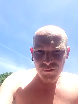 piercingpik online show from May 28, 2026, 1:19 pm