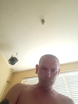 piercingpik online show from June 2, 2026, 1:35 pm