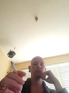 piercingpik online show from June 5, 2026, 7:36 am