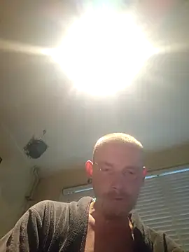 piercingpik online show from June 8, 2026, 5:57 pm