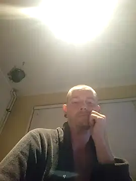 piercingpik online show from June 9, 2026, 10:54 pm