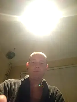 piercingpik online show from June 10, 2026, 10:30 pm