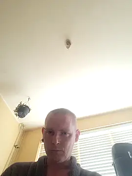 piercingpik online show from June 16, 2026, 10:51 am