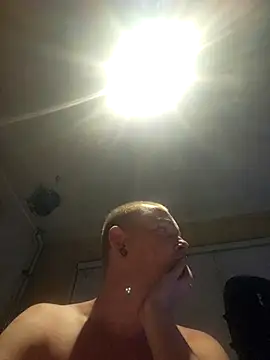 piercingpik online show from June 21, 2026, 10:12 pm