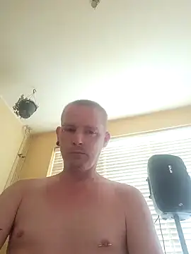 piercingpik online show from June 24, 2026, 1:43 pm