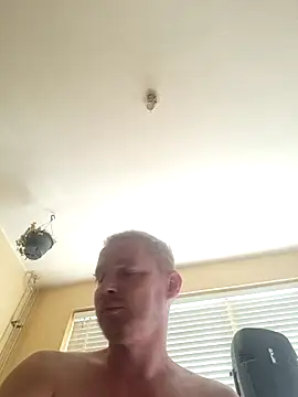 piercingpik online show from July 17, 2026, 9:05 am