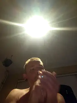 piercingpik online show from July 19, 2026, 12:03 am