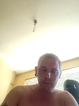 piercingpik online show from July 29, 2026, 10:35 am