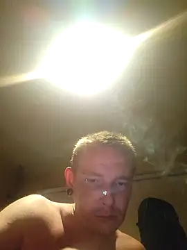 piercingpik online show from July 30, 2026, 11:26 pm