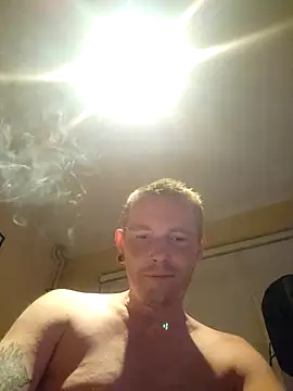 piercingpik online show from August 2, 2026, 8:40 pm