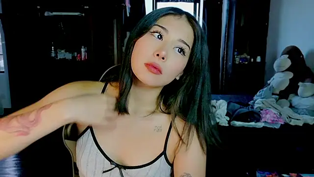 Shisuku Sophi online show from July 8, 2026, 10:47 pm