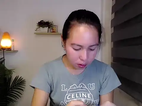 kimbratx online show from July 8, 2026, 10:36 pm