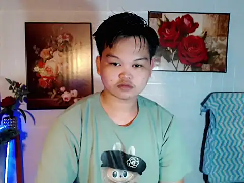Reynelcock online show from July 7, 2026, 6:12 pm