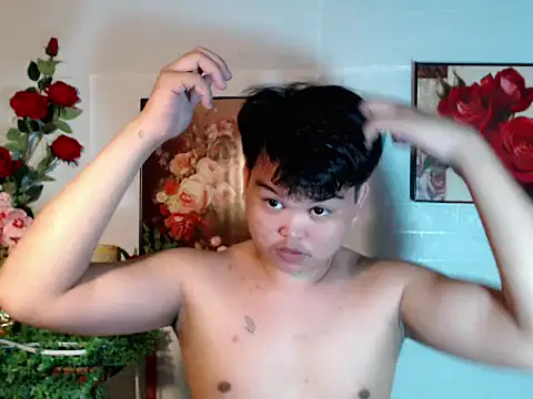 Reynelcock online show from July 12, 2026, 4:58 am
