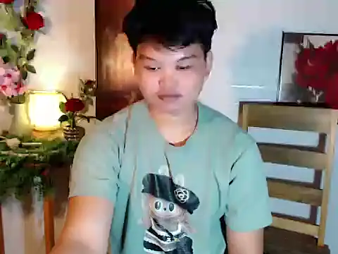 Reynelcock online show from July 16, 2026, 3:34 am