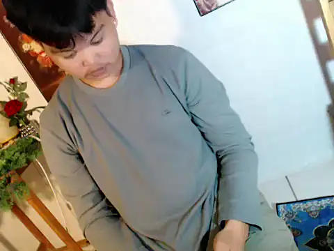 Reynelcock online show from July 20, 2026, 5:11 am
