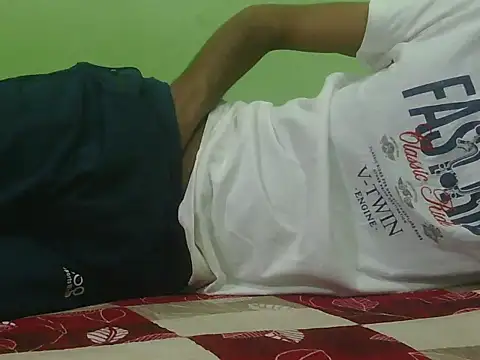 rockyy23boy online show from May 29, 2026, 2:15 pm