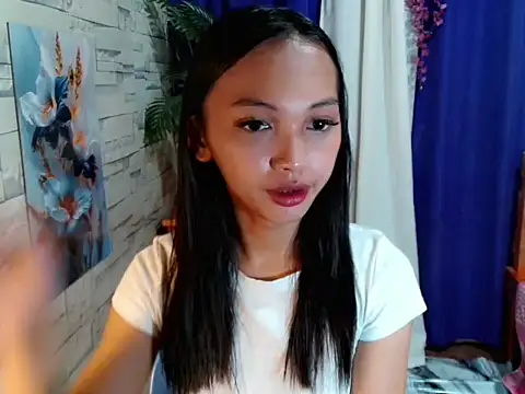 Snapshot of Simi_Ipit chatting on July 24, 2026, 3:21 pm Simi Ipit online show from July 24, 2026, 3:21 pm