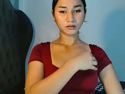 Snapshot of lava_lux chatting on June 19, 2026, 4:28 am lava lux online show from June 19, 2026, 4:28 am
