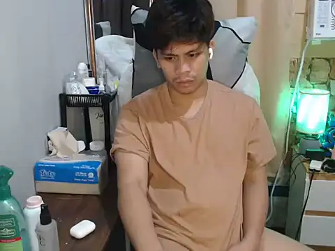 cumwhat me online show from July 17, 2026, 8:57 pm