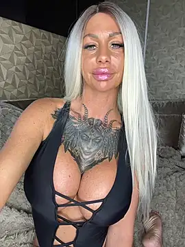 dutchbarbie online show from July 22, 2026, 5:49 pm