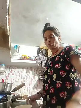 ISHANI-SINGH online show from July 21, 2026, 2:25 am