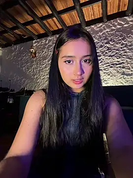 kaori 77 online show from May 7, 2026, 5:46 am