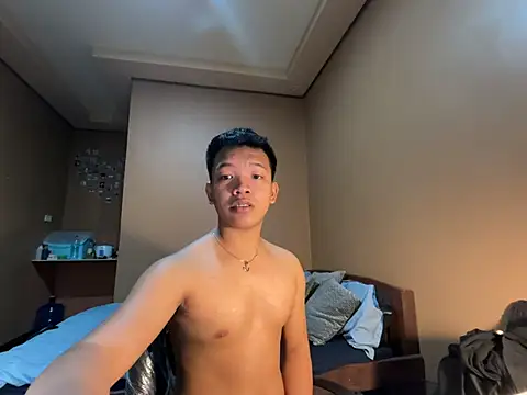 hottie adrian online show from July 25, 2026, 6:11 am