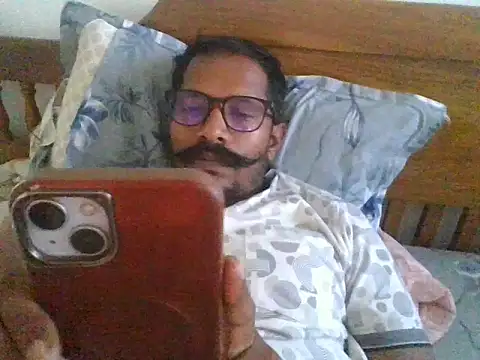 hosur horny online show from April 19, 2026, 5:40 am