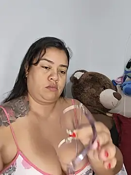 NARNYALABELLA online show from July 25, 2026, 1:08 pm