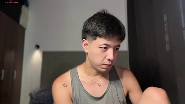 Snapshot of Addictiveboi chatting on June 28, 2026, 7:25 am Addictiveboi online show from June 28, 2026, 7:25 am