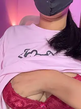 Neha18 online show from June 12, 2026, 4:39 pm