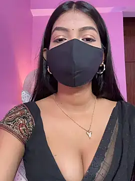 Neha18 online show from July 3, 2026, 7:37 am