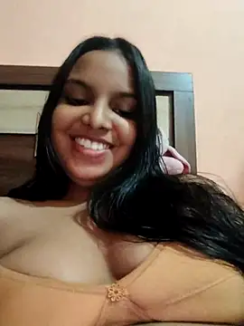 Maahhii 2 online show from July 18, 2026, 8:23 pm