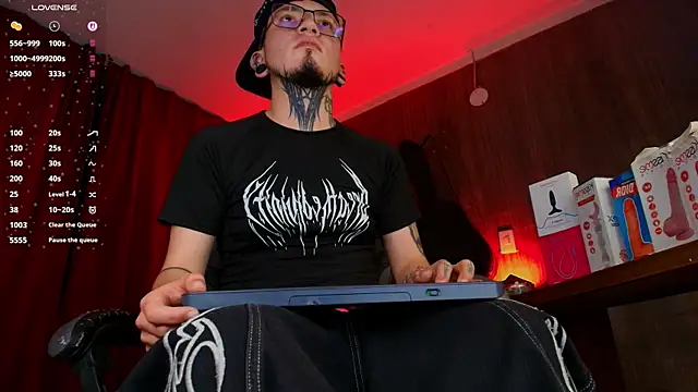 tyler jones  online show from July 24, 2026, 4:54 am