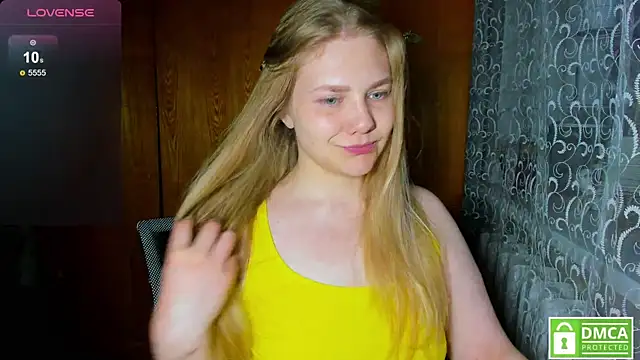 AlinaMors online show from June 25, 2026, 8:13 pm