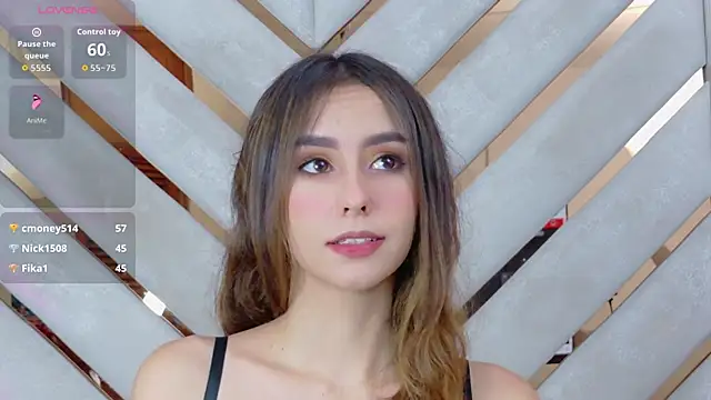Sarah-Grace online show from April 29, 2026, 12:48 am