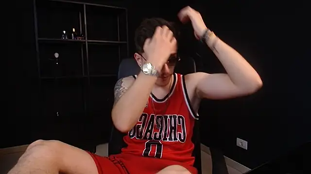FelixStarkk online show from June 18, 2026, 3:18 am