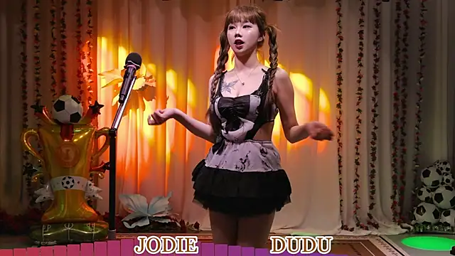yznt-dudu online show from July 2, 2026, 3:17 am