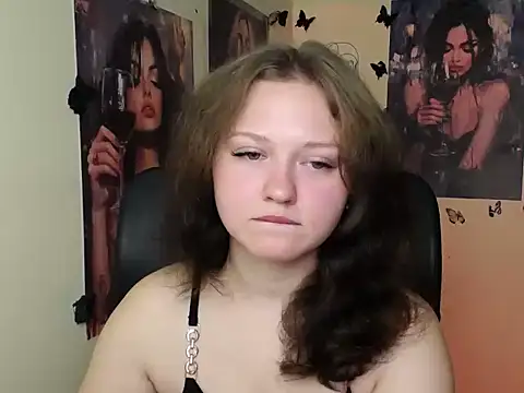 LadyAlice  online show from July 24, 2026, 6:00 am