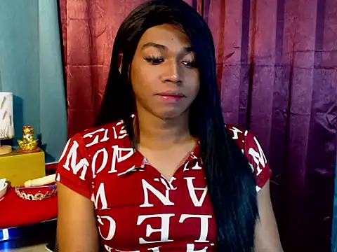 Snapshot of Milagrosa_xx chatting on May 19, 2026, 7:09 pm Milagrosa xx online show from May 19, 2026, 7:09 pm