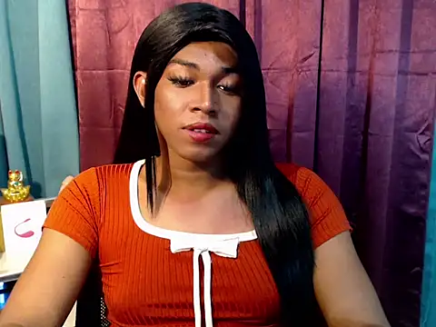 Snapshot of Milagrosa_xx chatting on July 9, 2026, 2:32 pm Milagrosa xx online show from July 9, 2026, 2:32 pm